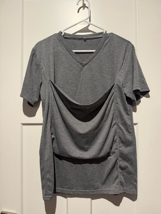 Tops - Gray V-Neck Short Sleeve Tee with Kangaroo pocket